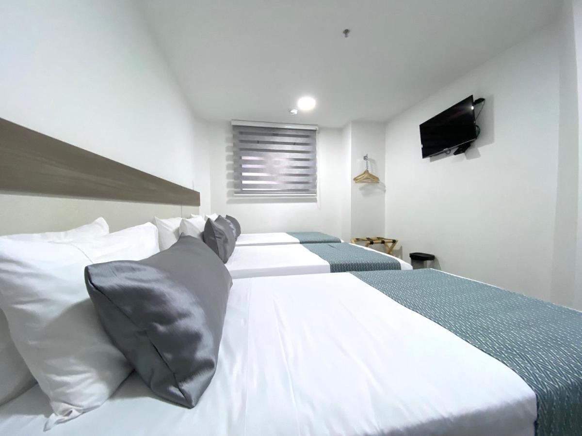Seven Inn Hotel Medellín Zewnętrze zdjęcie