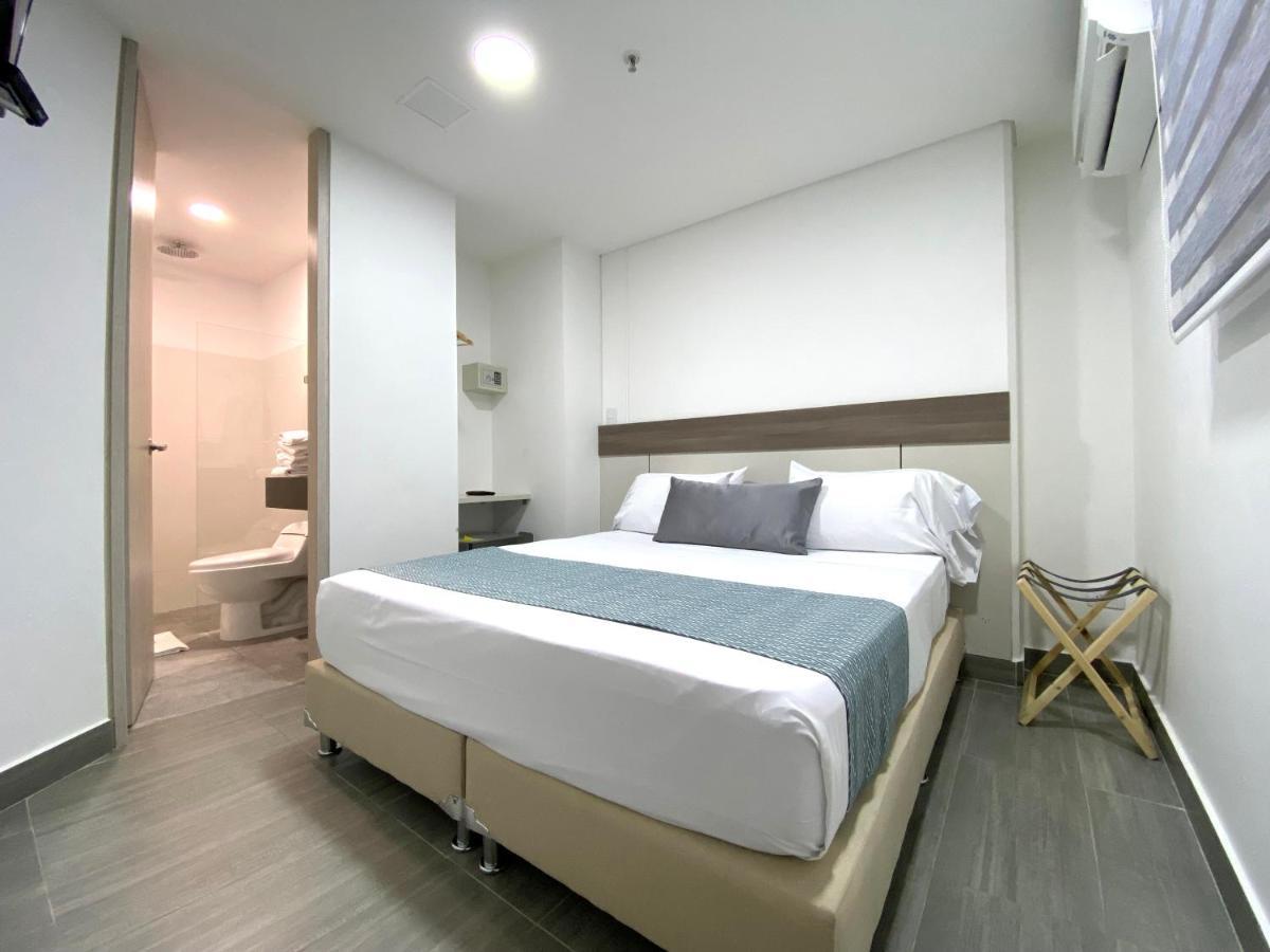 Seven Inn Hotel Medellín Zewnętrze zdjęcie