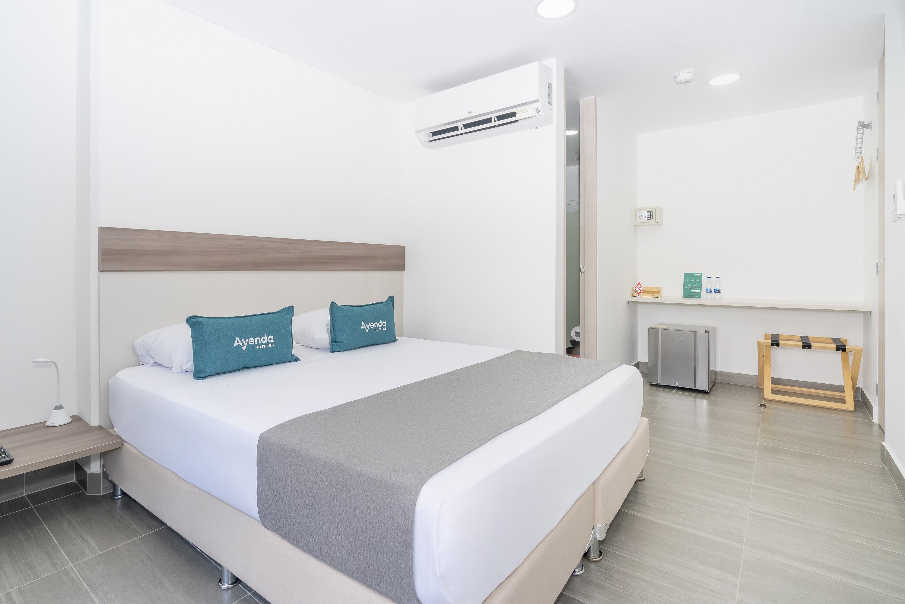 Seven Inn Hotel Medellín Zewnętrze zdjęcie
